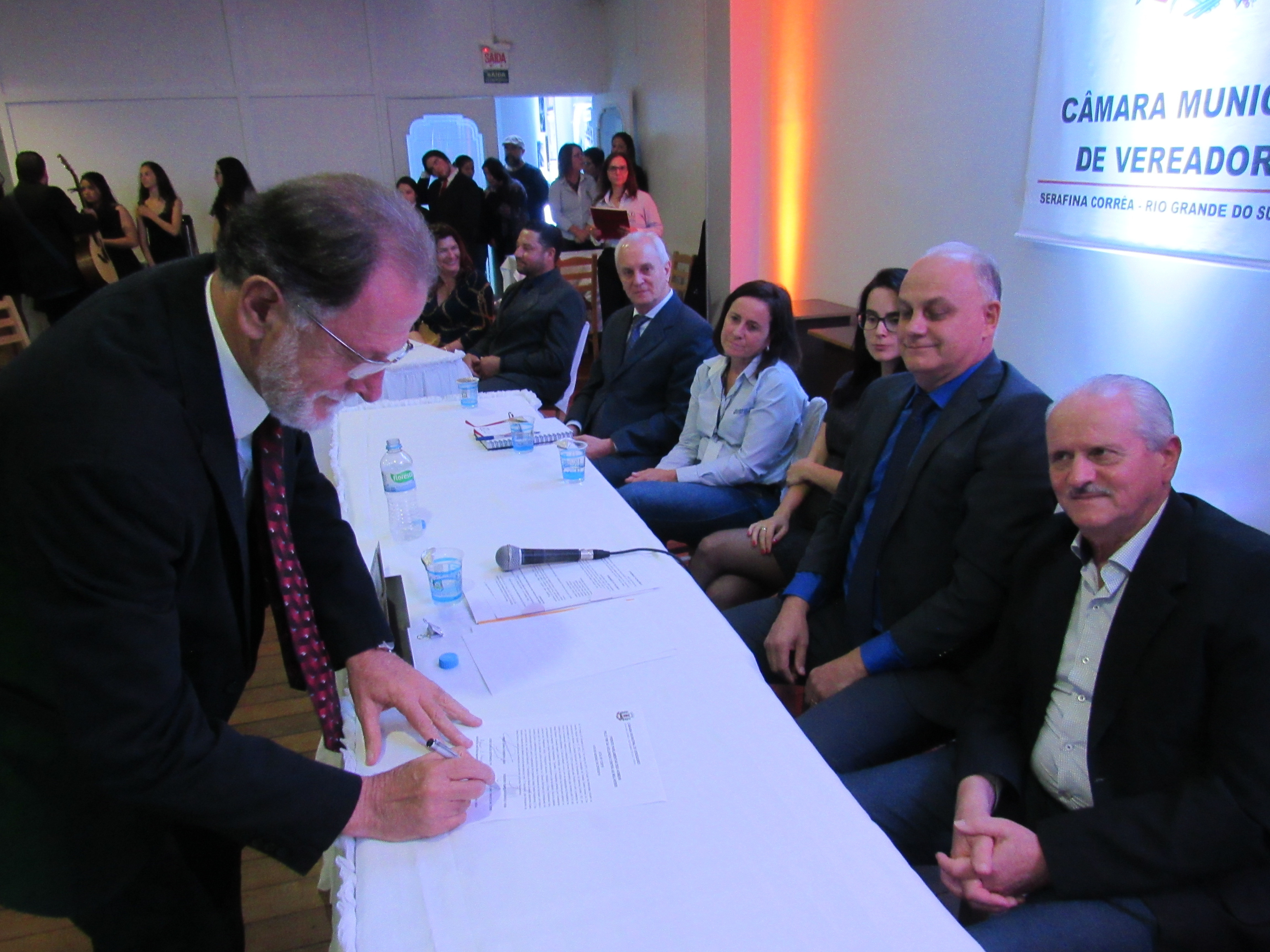 Assinatura da Frente Parlamentar