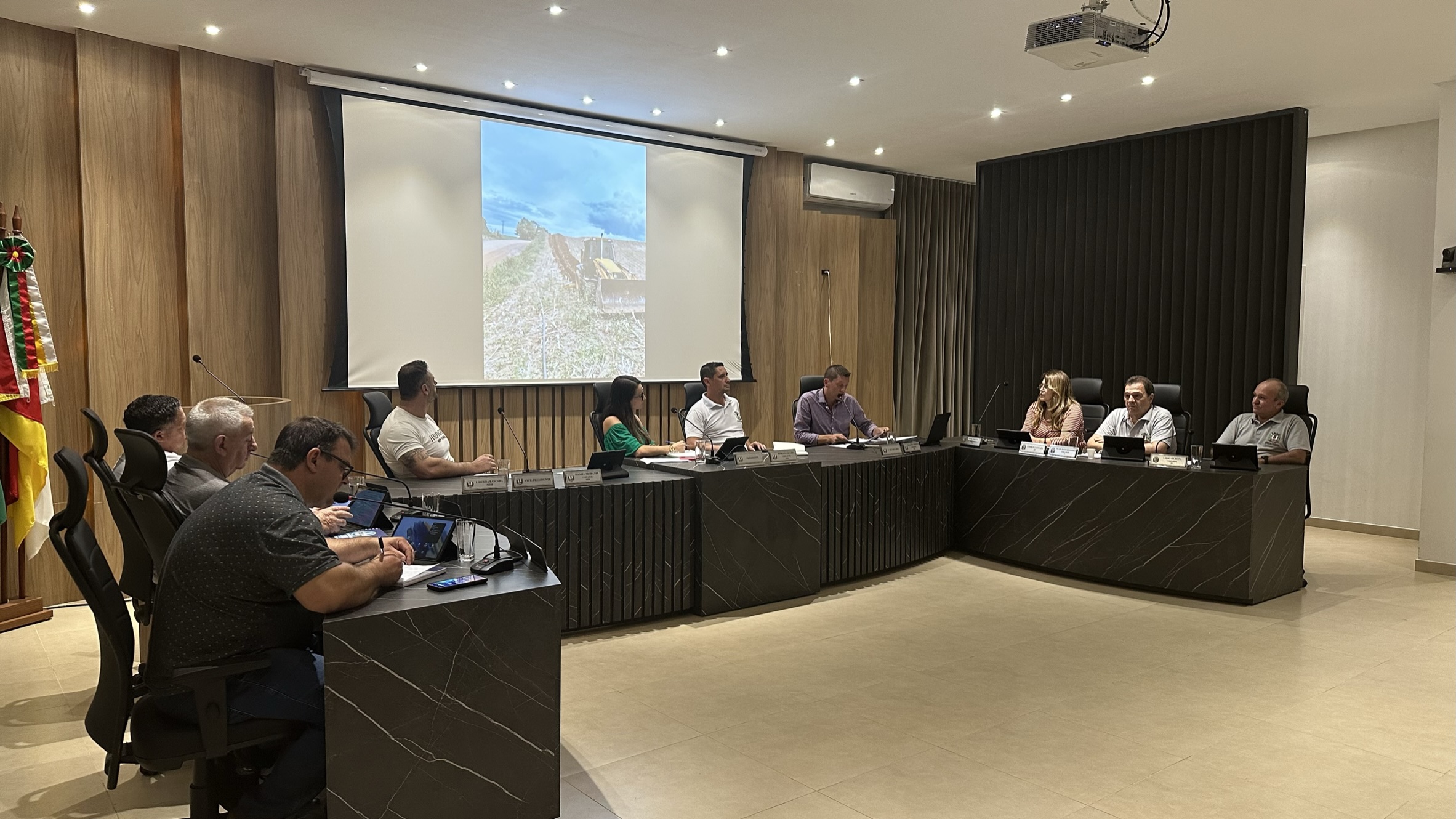 10/04/2023 - 1ª Sessão Especial