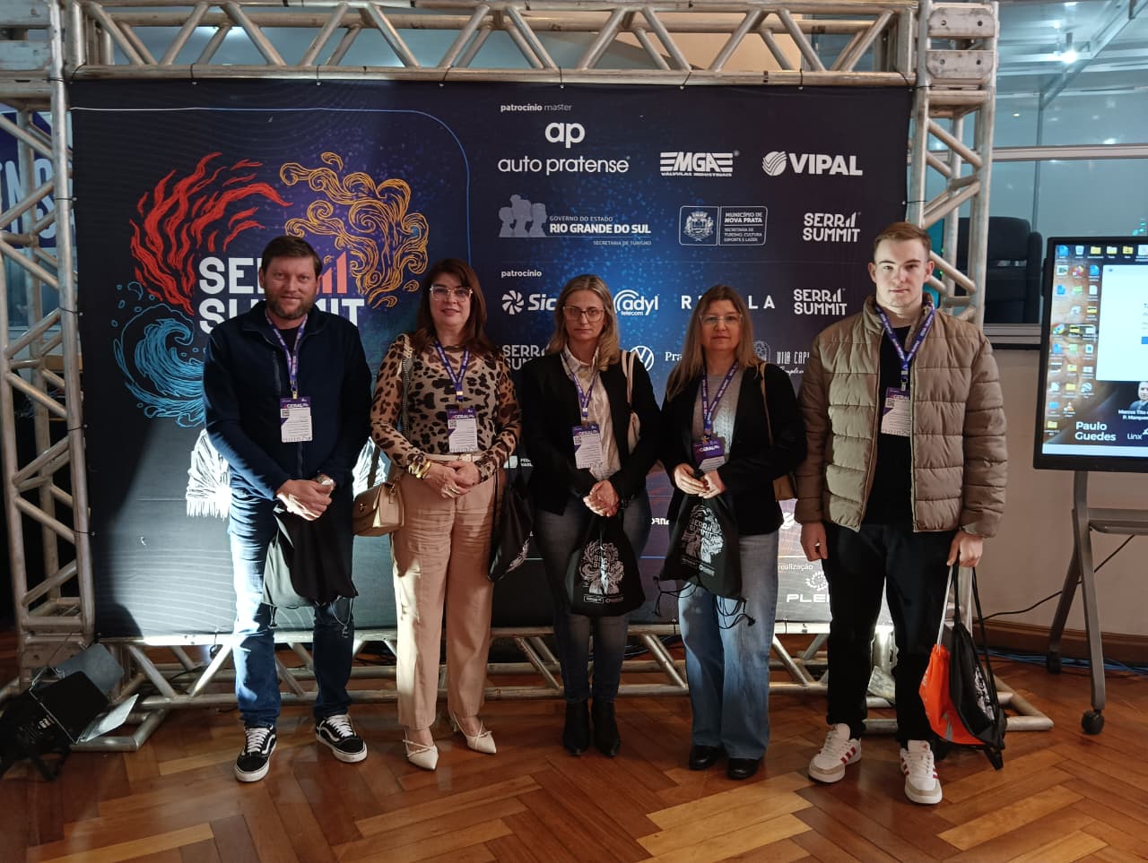 Vereadores e Servidores da Câmara de Vereadores Participam do Serra Summit